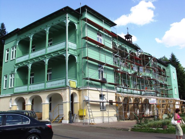 OLYMPUS DIGITAL CAMERA